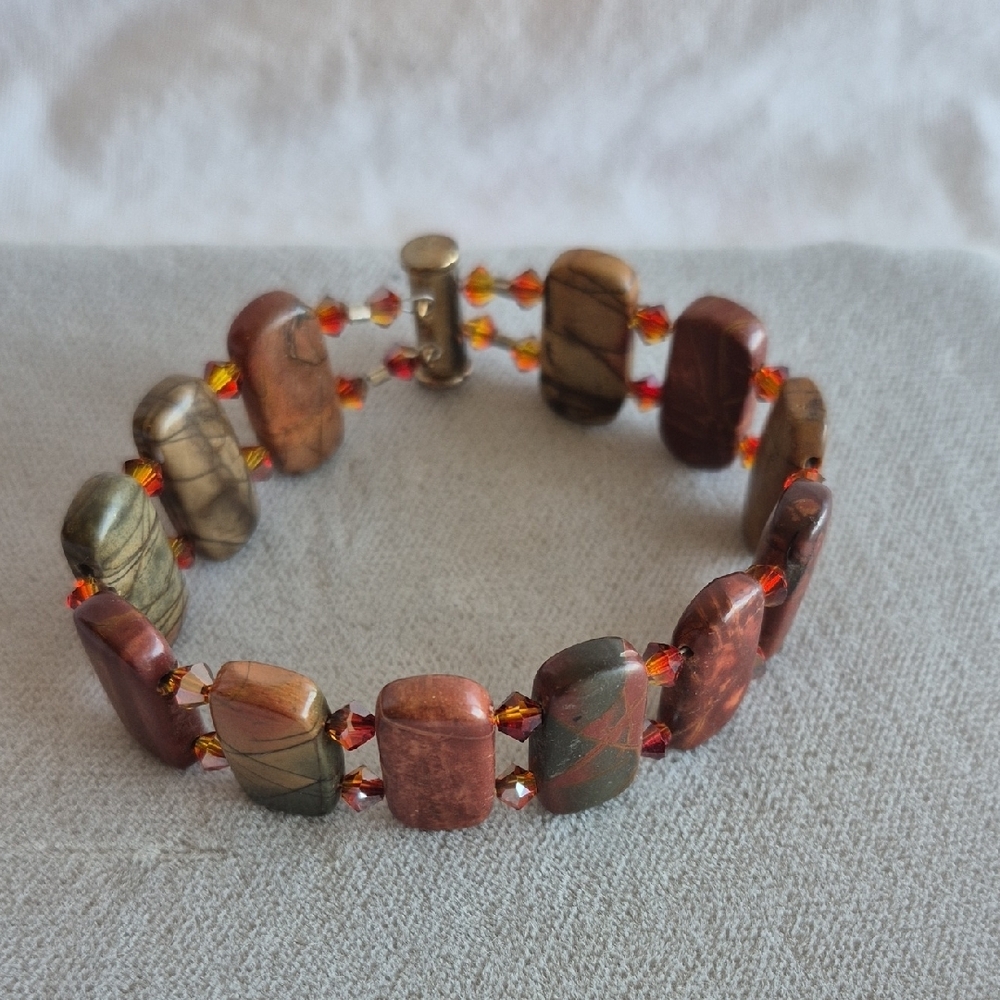 Elegant Multicolor Stone Bracelet